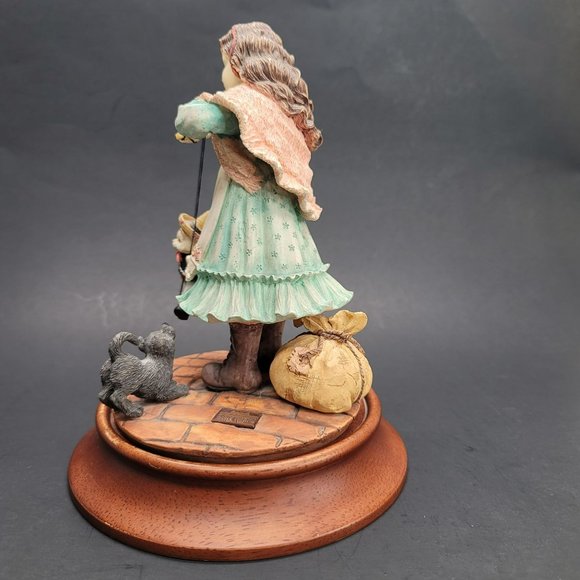 Ellis Island ROSA My American Dream from Mexico 1992 Numbered with Stand PD013 - Picture 5 of 7